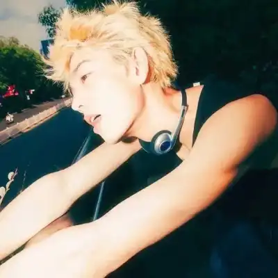 莫科,白发丧妻后,八一一再娶,金年会体育,在线体育博彩,实时投注,体育赛事,高赔率平台